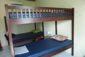 Surfers Dorm House - Image 5
