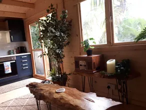 Cabin set in a Beautiful Romantic Tropical Garden - Image 4