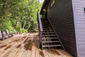 Post and Beam Lake Joe Gorgeous Cottage & Boathouse on a Quiet Lake Joseph Bay! - Image 2