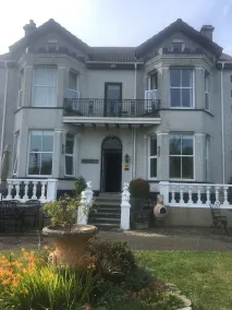 Elmswood House - Image 5