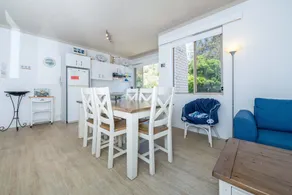 Del Rae Unit 15 25 Shoal Bay Road - Image 5