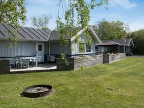 Elegant Holiday Home in Jutland Near the Sea - Image 3