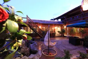Lijiang Ancient Town - Green Willows Inn. - Image 2
