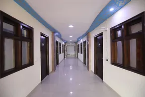 Hotel Taj Ansh - Image 5