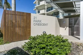 Sunshine Beach Penthouse With Beach Views - Unit 9/21 Park Crescent, Sunshine Beach - Image 4