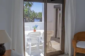 C63 - Sea View Peaceful Marbella Beach - Image 2