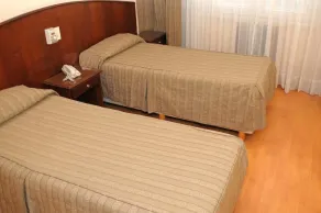 Gran Hotel Manila - Image 4