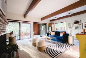 Rivendell Spacious Home w Pool Arcade Games & Expansive Patio - Image 4
