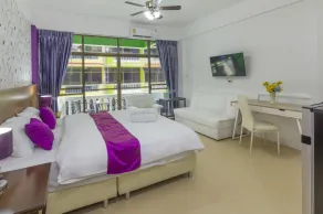 Kontiki Guesthouse - Image 4