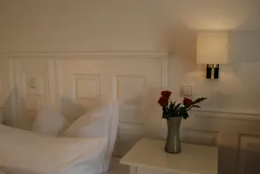 Horn Van Diek - Image 5
