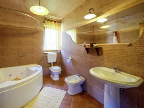Modern Holiday Home in Porec with Swimming Pool - Image 2