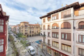 BILBAO COSTA by Aston Rentals - Image 4