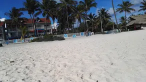 Golden Beach Apartments - Image 4