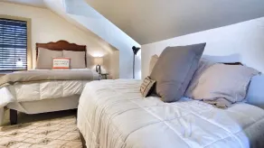 GardenSong Guest House - Image 4