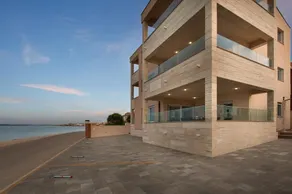 Apartments Malibu Royal - Image 5