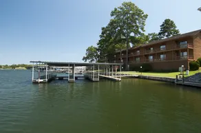 Country Inn Lake Resort - Image 4