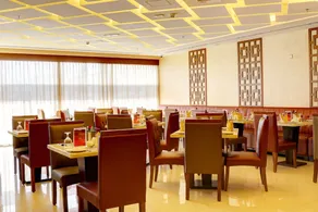 Dunes Hotel Apartment Barsha - Image 4