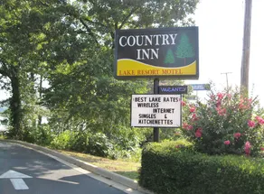Country Inn Lake Resort - Image 5