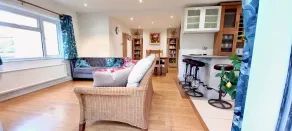 Amara House - Image 2