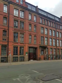 Bright, Spacious 2BR Central Manchester Flat for 4 - Image 3