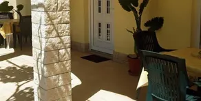 Beach Heaven Apartments - Image 3