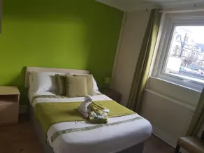 The Kensington Hotel - Image 2
