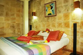 Hotel O Sewu Mas Hotel - Image 1