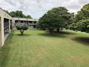 Americas Best Value Inn - Image 3