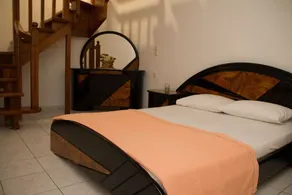 Varkiza Beach House - Image 2