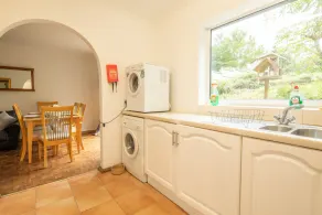 4-bed Detached, Pet Friendly House in Nelson - Image 3