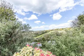 Little Hill - 3 Bedroom Bungalow - Wisemans Bridge - Image 3