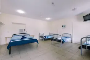Beaches Backpackers Airlie Beach - Hostel - Image 4