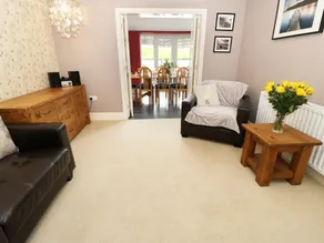 Thorncliffe House - Image 5
