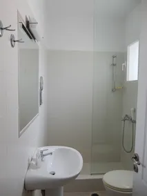 Wonderful Beach Front Villa Perfect for up to 6 People - Image 2