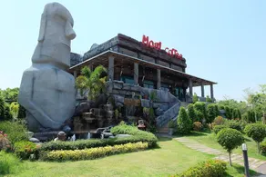 Moai Homeplace - Image 5