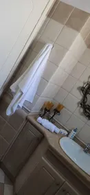 Lovely 3-bed House in - Image 3
