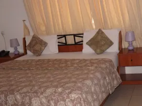 La Playa Suites - Image 2
