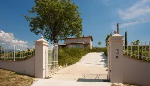 Private villa near Florence - Image 5