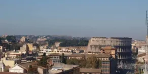 Colosseo 2 Bedroom Walking Distance - Image 2