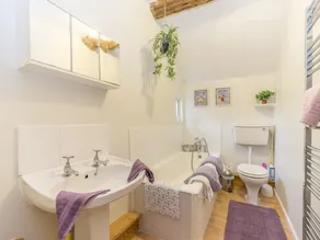 Rowton Manor Cottage - Image 4
