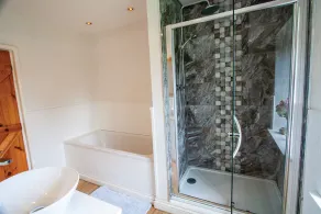 The Lake House Retreat - 7 Bedroom - Image 2