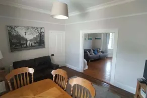Spacious 4 Bedroom Home in Drumcondra - Image 3