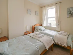 Violet Cottage - Image 4