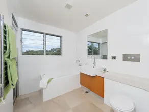The Penthouse at Little Beach - Image 5