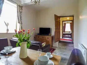 Walcot Farm - Image 5