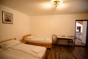 Pensiunea Flori - Image 2