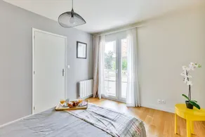 Villette Buttes Chaumont's Park Entire Flats - Image 2