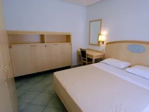 Suites Venustas Park - Image 2