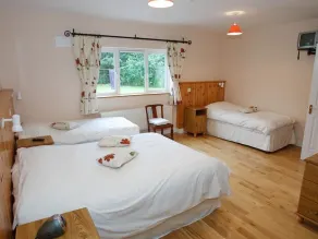 Dun Cromain Bed & Breakfast - Image 2