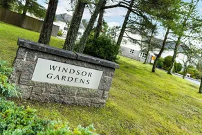 Immaculate 3-bed Apartment Near Gleneagles - Image 4